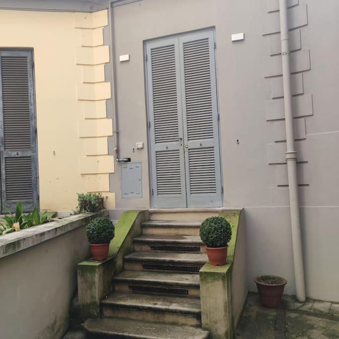Monolocale Intimo Con Terrazzino Apartment Милано Екстериор снимка