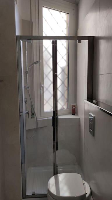 Monolocale Intimo Con Terrazzino Apartment Милано Екстериор снимка